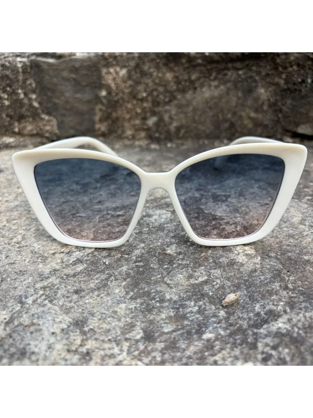 Vintage Cream Cat Eye Sunglasses Retro Oversized Mod Style Gradient Lenses NEW